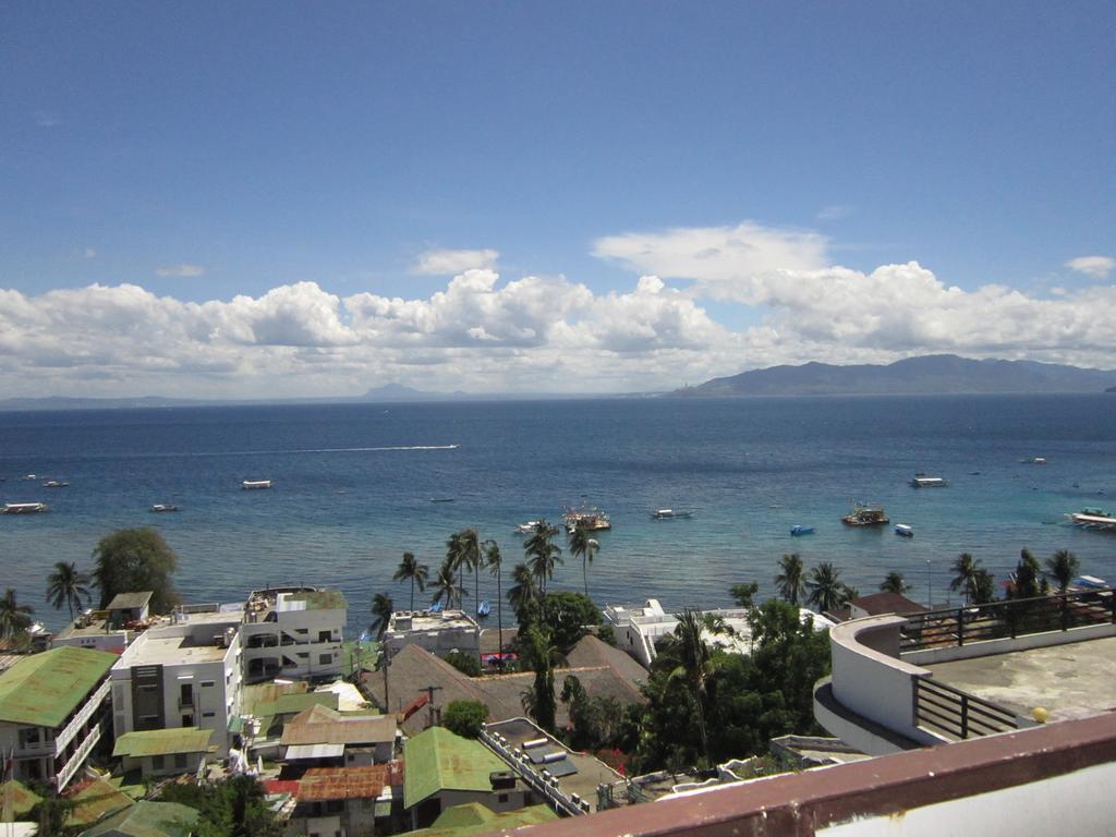 Manarra Sea View Resort Puerto Galera Exterior foto